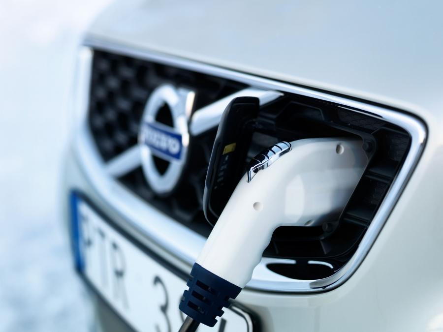  Volvo C30 Electric 2011 года  (фото 11 из 24)